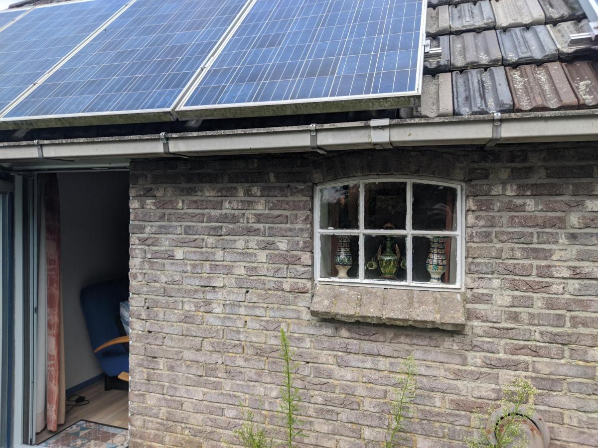 Logeerruimte in gerenoveerde boerderij in Wachtum Appartement Buitenkant foto